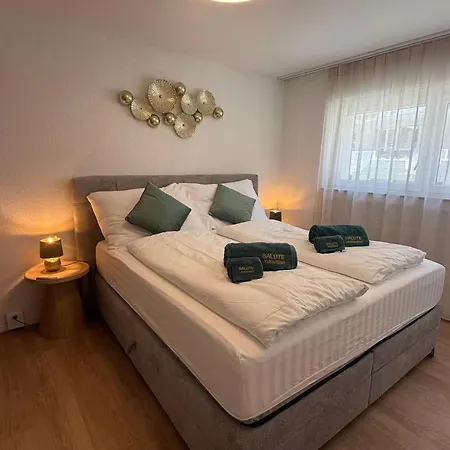 Salute 212, Renovated, Sauna, Jacuzzi, Ps5, Free Parking *